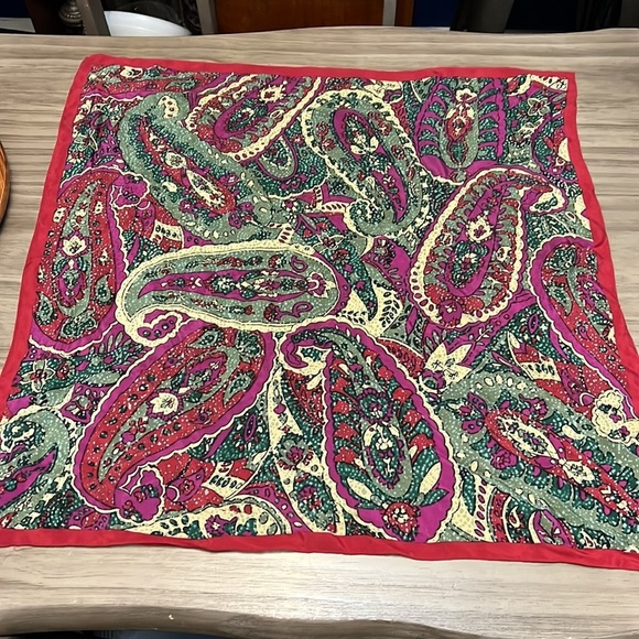 Honey Accessories - HONEY SILK VTG SCARF